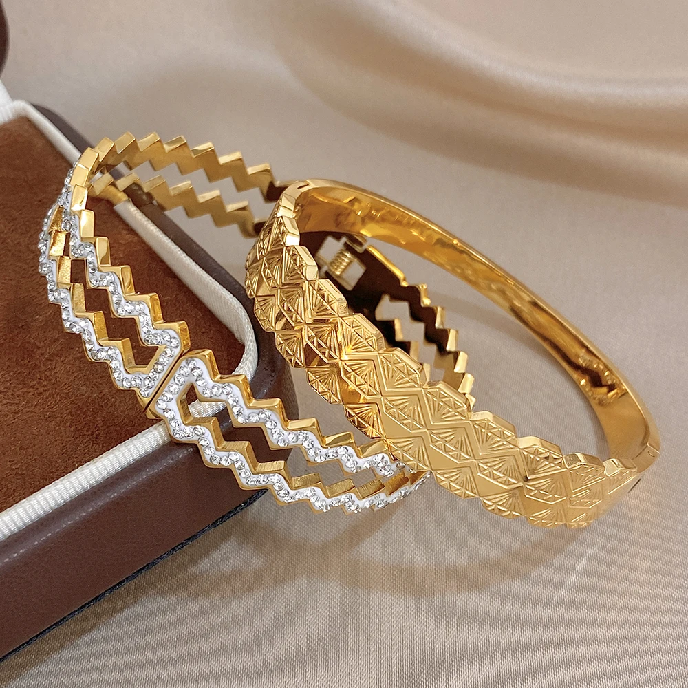 

Freetry Elegant Hollow Ripple Stainless Steel Bracelet for Women Glossy Rhinestone Waterproof Spring Bangle Party Jewelry Gift