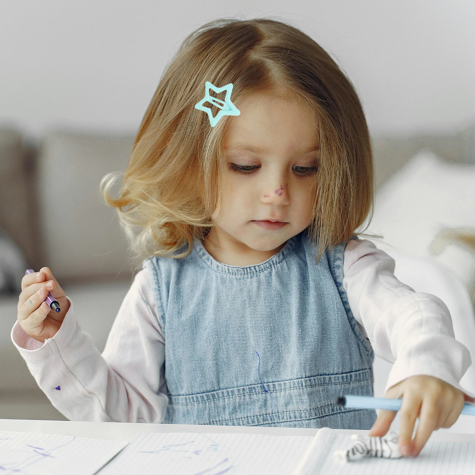

10 Pcs Candy Color Star Shaped Hair Clips Metal Durable Accessories for Girls 8-12 Lightweight Birthday Wedding Gifts