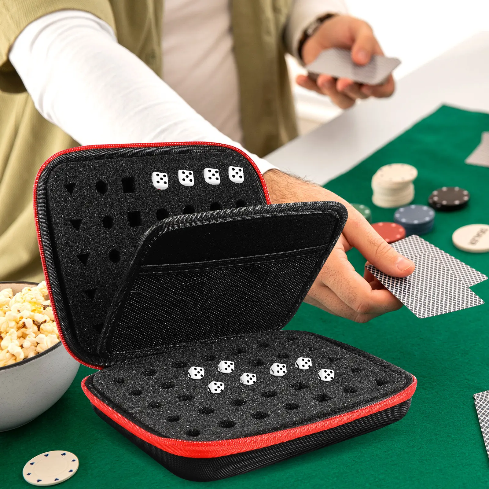 

Portable Organizer Case with Dual Compartments Mesh Pocket Zipper Closure for Tabletop Games Storage Board Game