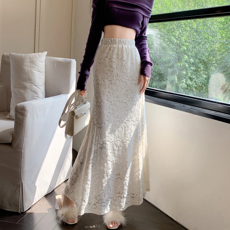 Saia Branca Bordada de Cintura Alta Versátil Retro, Midi, com Renda e Cauda, Saia Bodycon para Mulheres