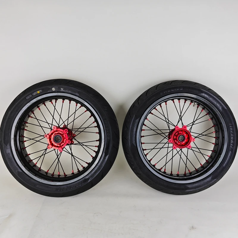 

17*3.5 17*4.25 Ultra Bee Supermoto Wheels With Tires