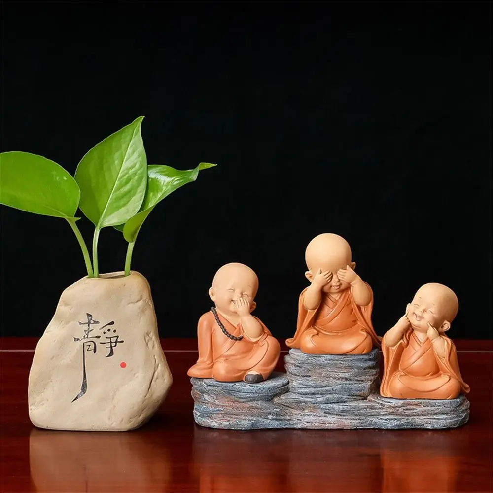 

Car Ornament Desk Miniatures Resin Religion Buddha Monk Ornament Little Monk Figurine Small Monk Status Buddha Monk Statue