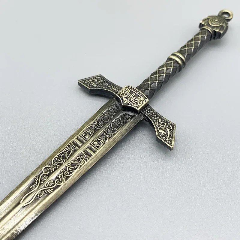 22cm Banished Knight\'s Greatsword Elden Metal Weapon Ring ER Authentic Game Replica Model Zinc Alloy Collectible Decoration Toy