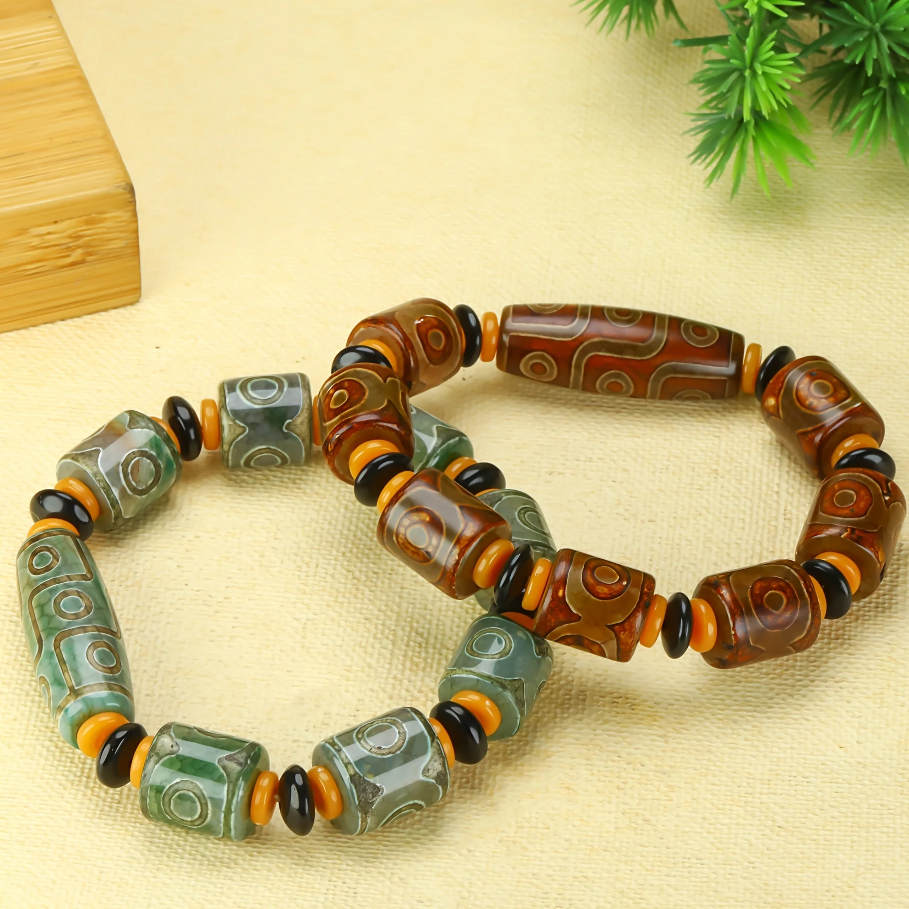 

Bohemian Men's Agate Bead Bracelet - Ancient Tibetan Agate, No Electroplating