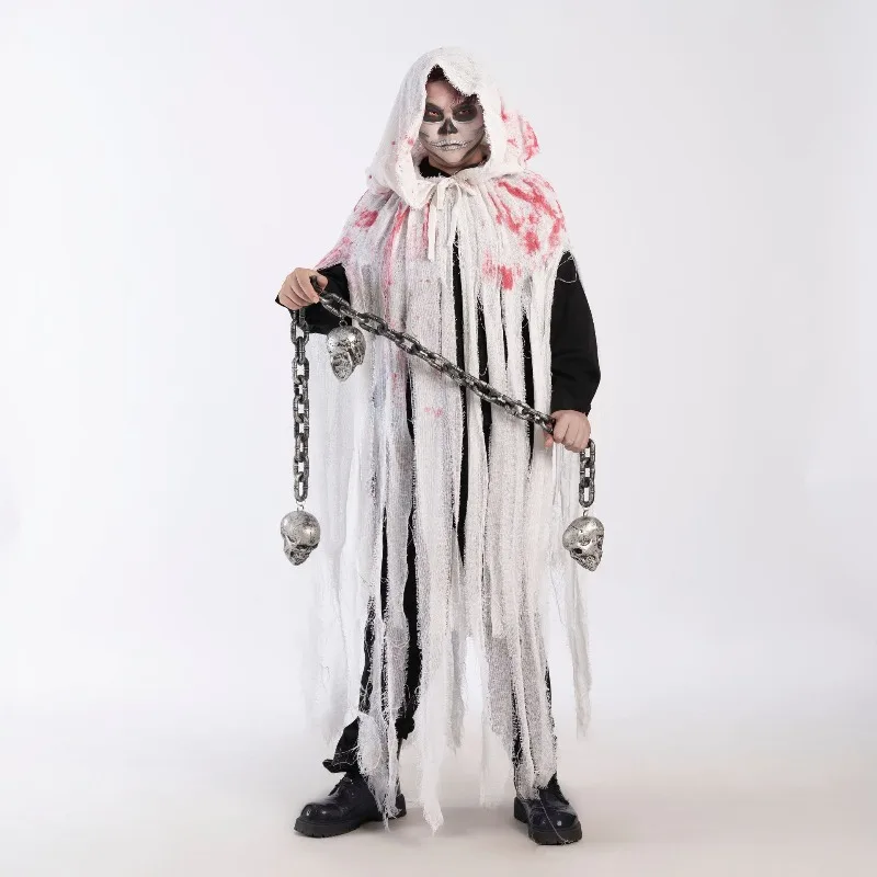 Набор разноцветных пошарпаных плащей с капюшонами и измельченными краями, окрашенные белые жуткие и реалистичные костюмы на Хэллоуин