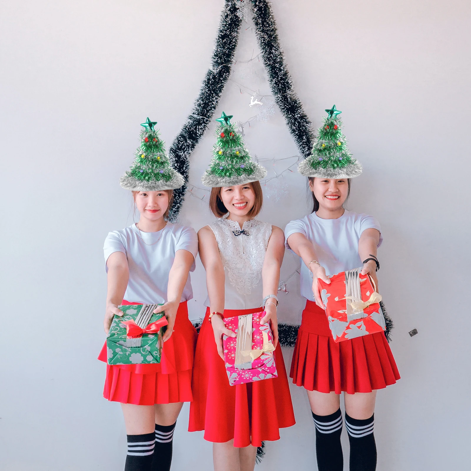 

Christmas Hat Decorations Nonwoven Xmas Tree Hats Green Silver Glitter Holiday Gifts Christmas Tree Decor Stylish Fashion
