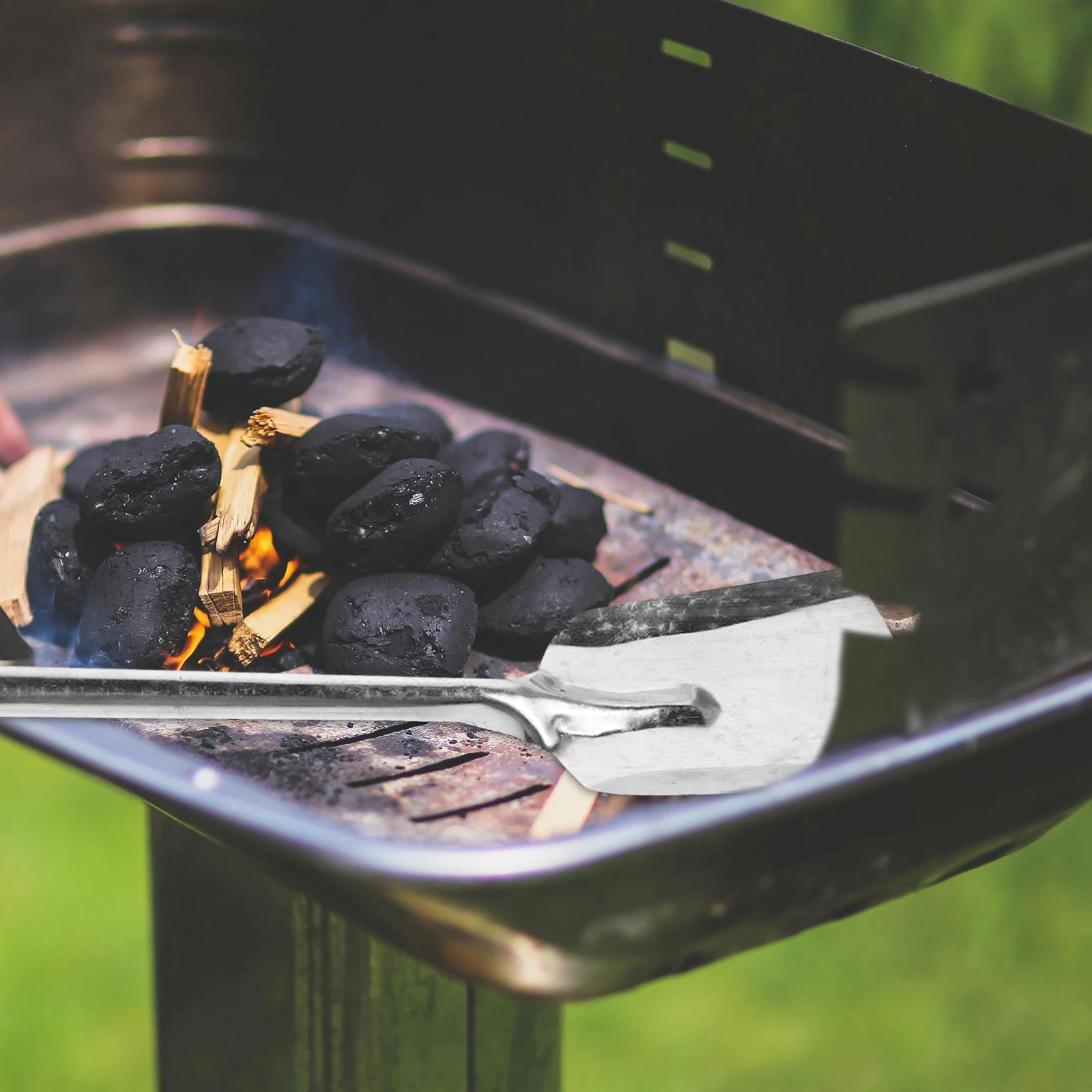 

2pcs Fireplace Ash Shovel Bbq Charcoal Scoop Oven Ash Removal Tool Multi-Function Metal Spatula Portable Cast Iron Shovel For