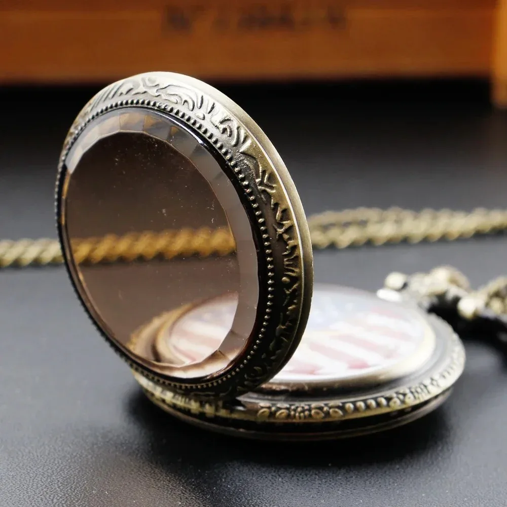 Flag Pattern Fashion Roman Digital Quartz Pocket Watch Men's and Women Necklace Pendant Pocket Watches with Chain Gifts