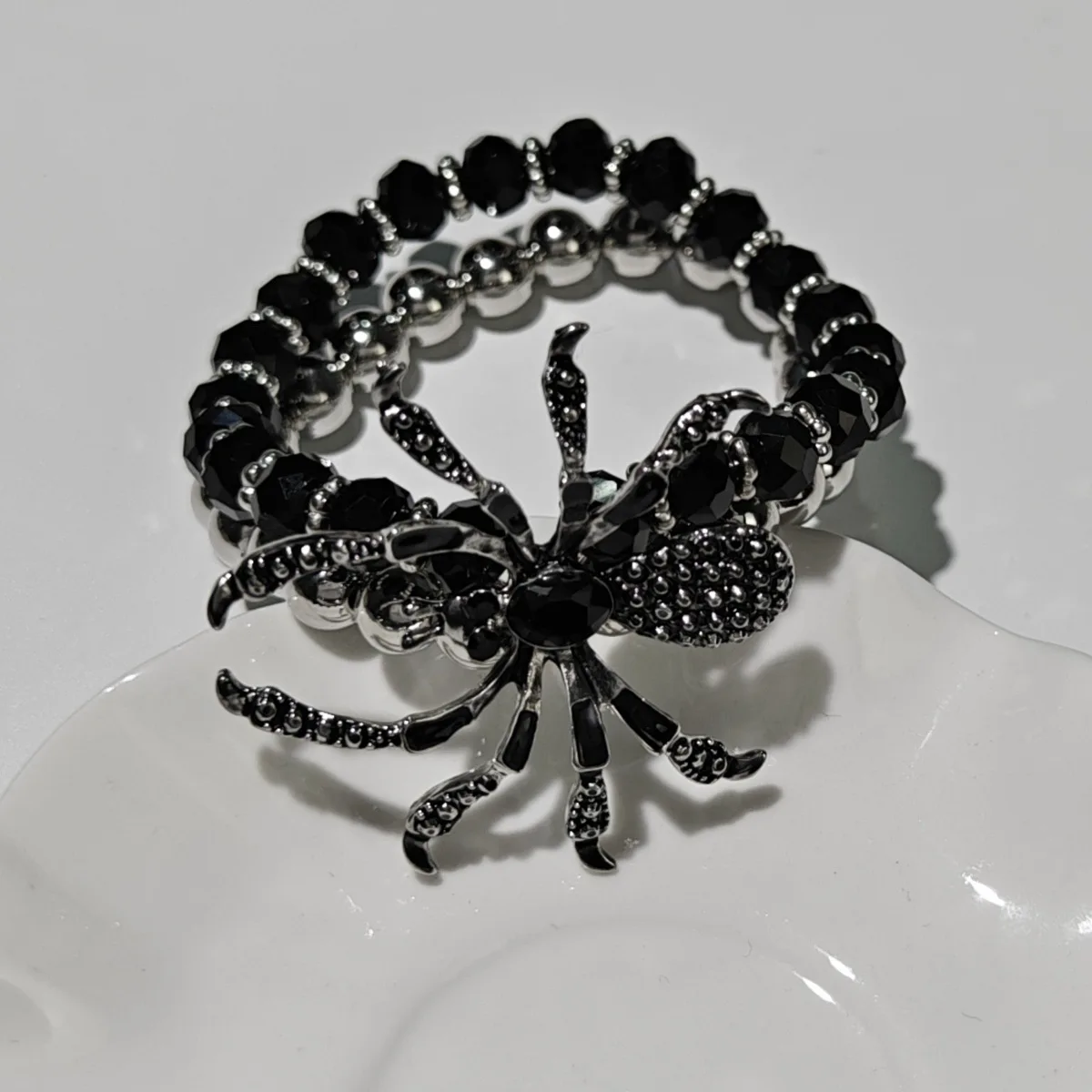 Special dark wind bracelet men's punk rock diamond-encrusted spider exaggerated jewelry trend