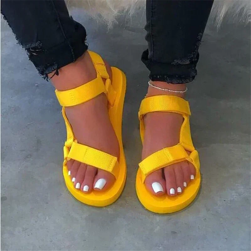 2024 New Women Summer Soft Slip Sandals Woman Buckle Strap Foam Sole Durable Sandals Ladies Outdoor Casual Beach Shoes Sandals