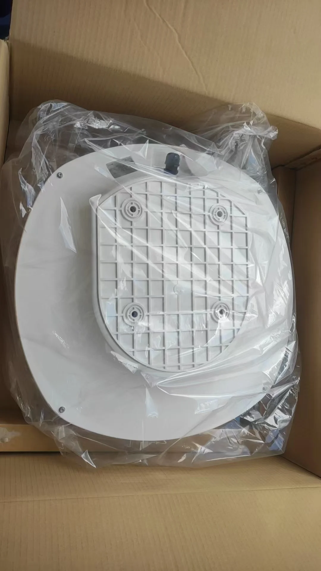 Radar marino Icom MR1010RII |   Display a colori da 4 kW e 36 miglia nautiche ad alta potenza per uso professionale