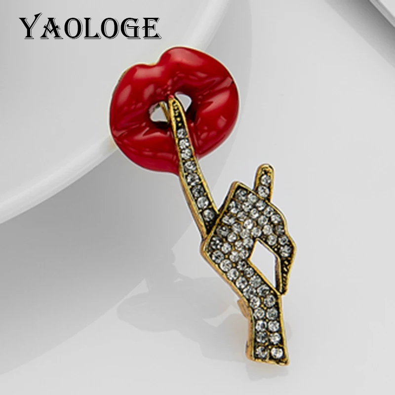 YAOLOGE New Fashion Women's Stylish Brooches Zinc Alloy Red Lips Fingers Women Pins Brooch Girls Jewelry on Bags Clothes