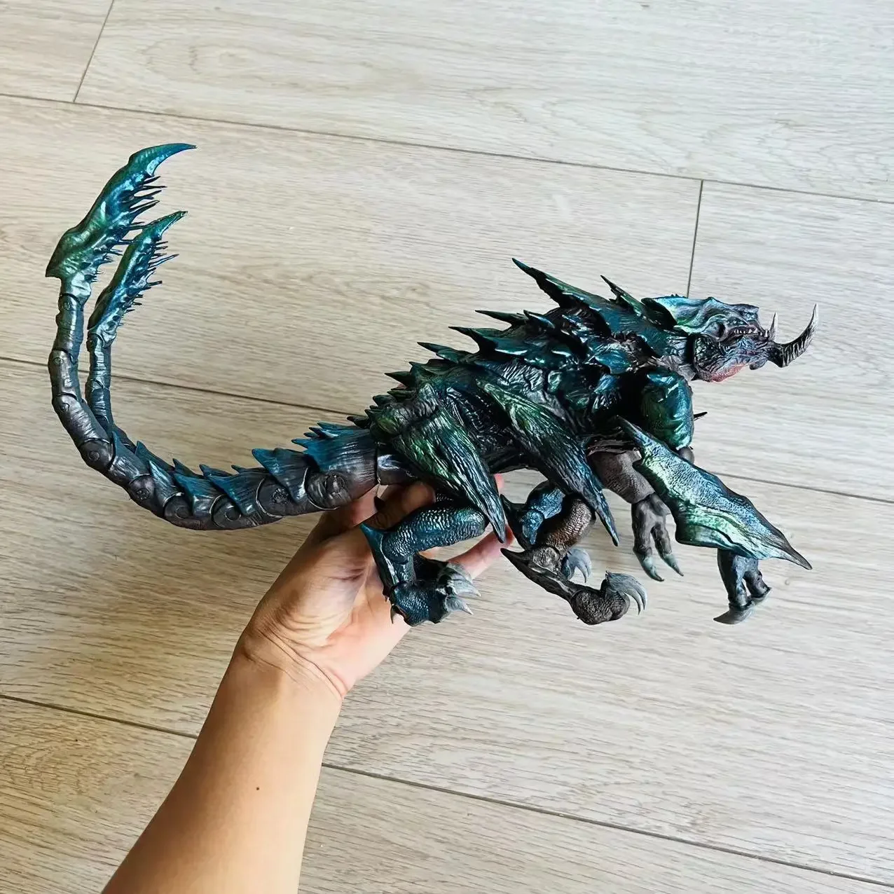 Nivel 6 Mega Kaiju articulaciones móviles figuras de resina hechas a mano figuras de acción juguete colección de regalos Hobby