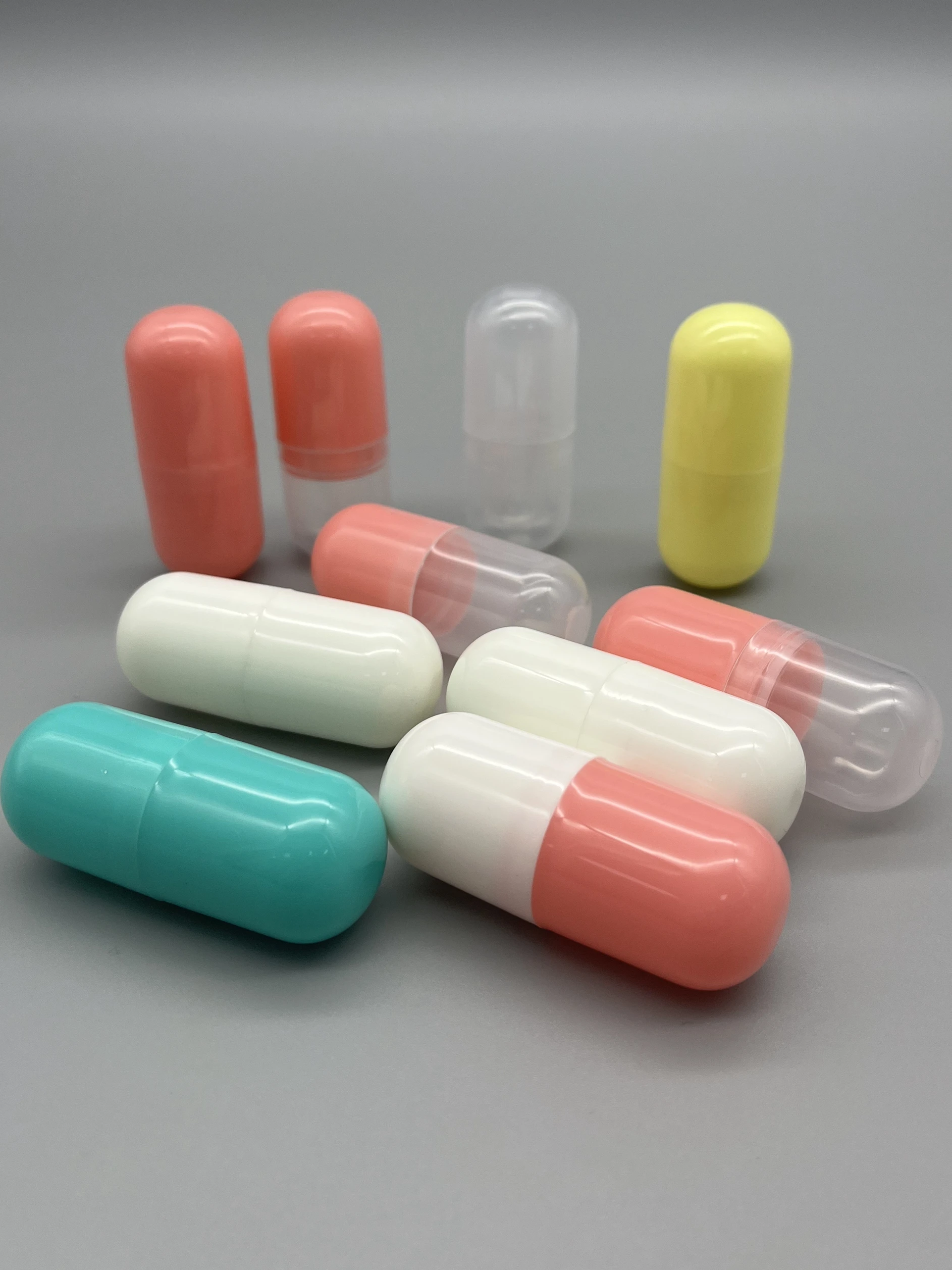 

Large Capsule ell Toray Egg Plastic Display Box Transparent Hollow Ball ell Beau eup Toy Collectible Collectibles