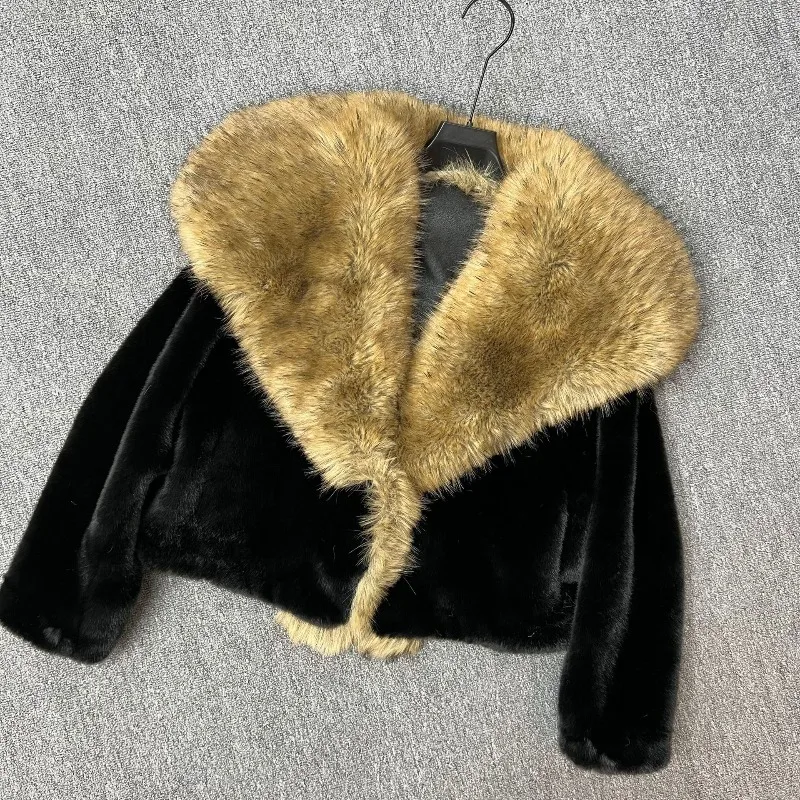 Soft Comfortable Fur Coat  2025 Autumn Winter New Large Furry Collar Short Faux Mink Fur One-Piece Furry Coat Outerwear Ladies