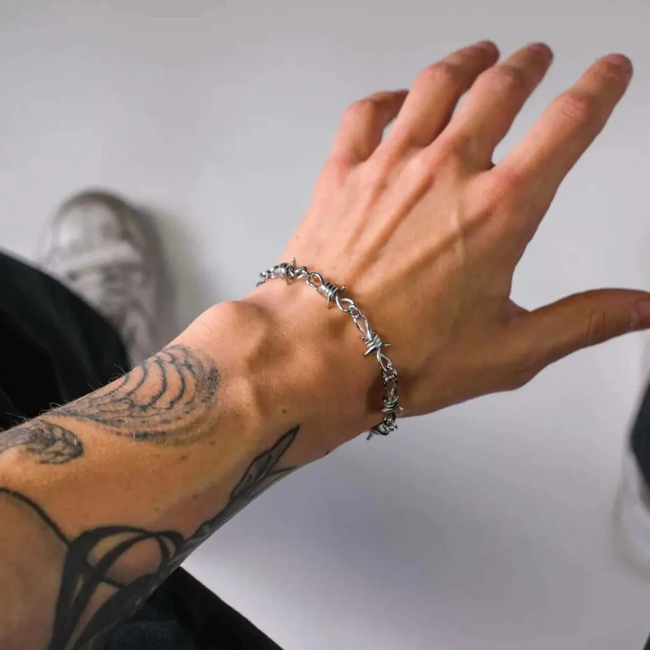ZAKOL Gothic Bracelet Barbed Wire Chain Bracelets for Men Women Adjustable Cuban Link Bracelet Punk Emo Style Statement Jewelry