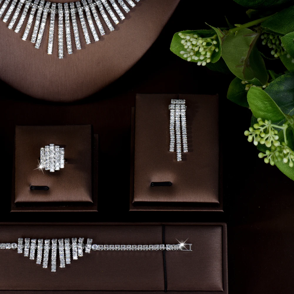 

Light Luxury Exquisite Fringe Shape Women's Bright Necklace Earrings 4 Piece Jewelry Set Dubai Wedding Festival Host Tour M-696