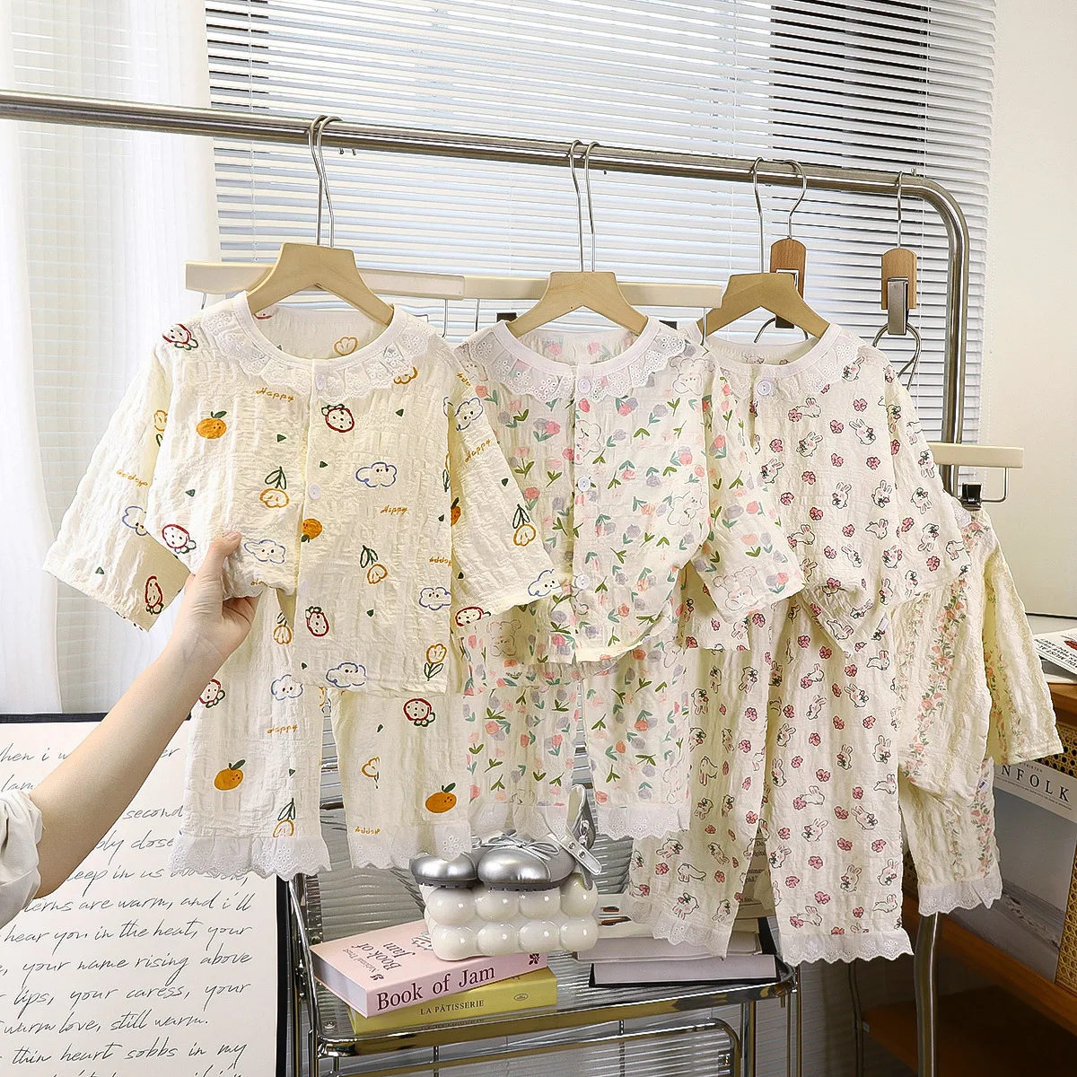 

Girls Long Sleeve Cotton Pajama Set Korean Style Spring Summer Thin Homewear Air Conditioning Sleepwear for Toddlers and Kids