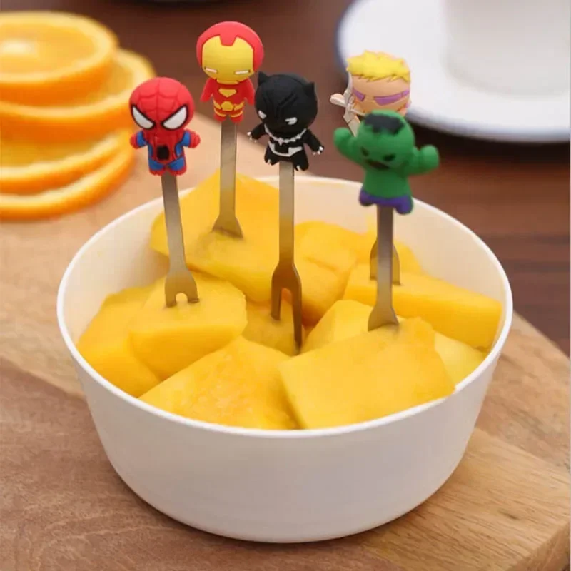 8pcs Disney Marvels Avengers Fruit Forks Set Q Version Cartoon Ironman Steve Rogers Hulk Spiderman Kids Dessert Party Fork Suit