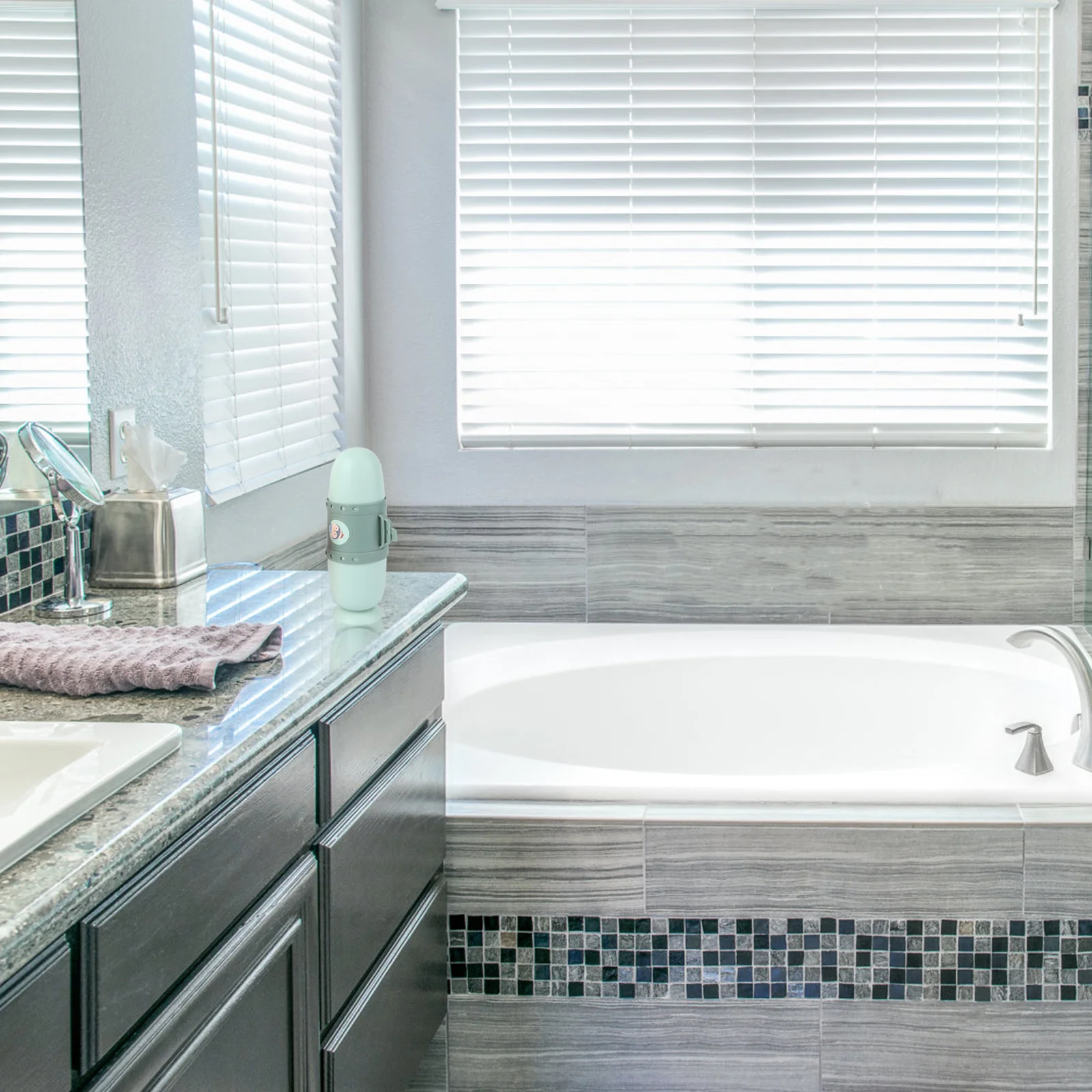 

2Pcs Submarine Shape Toothbrush Storage Box Plastic Travel Tooth Brush Container Portable Wash Cup Bathroom Supplies