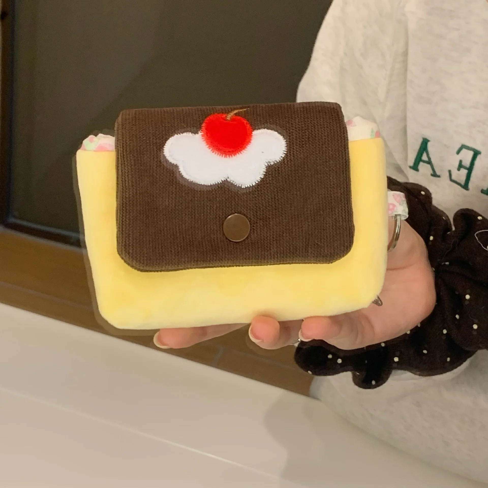 Multifunctional Small Pouch for Girls Cute Cherry Pudding Plush Coin Purse Mini Cartoon Portable Wallet for Cards Earphones Case