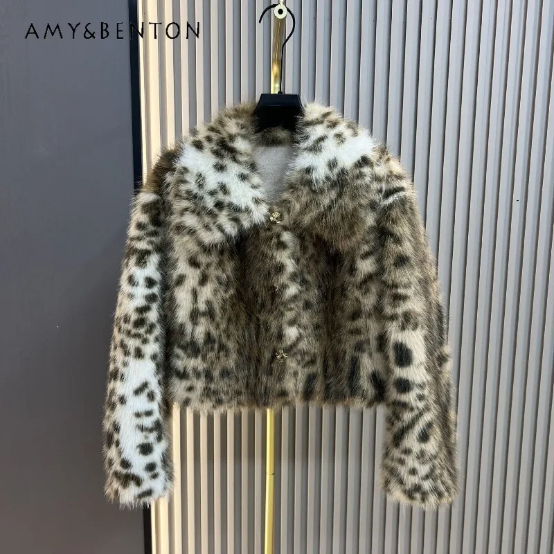 خريف شتاء جديد فو القط نمط معطف الفرو للنساء قصيرة سميكة الدافئة مريحة أنيقة الحد من العمر Jaquetas الإناث