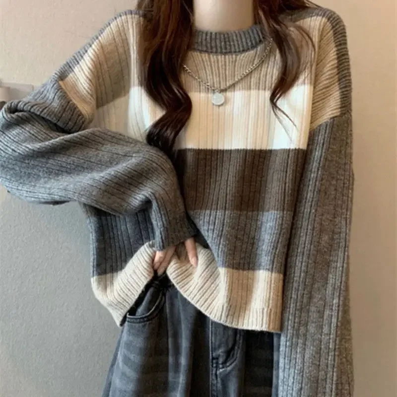 Striped Color Matching Knitted Sweater for Women in Spring and Autumn New Fashionable and Lazy Style Loose Fitting Casual Top