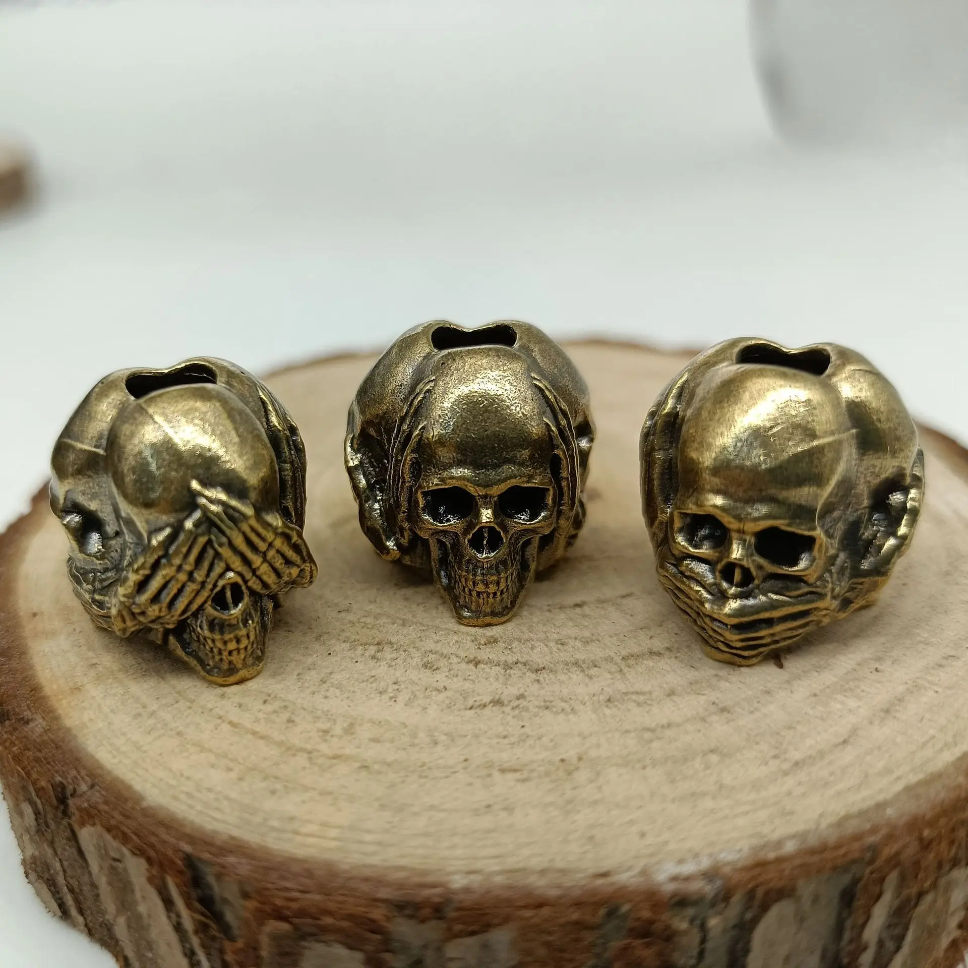 1PC Paracord Beads Brass Three Sided Evil Ghost Skull EDC Beads Key Pendant Gun Pendant DIY Beads