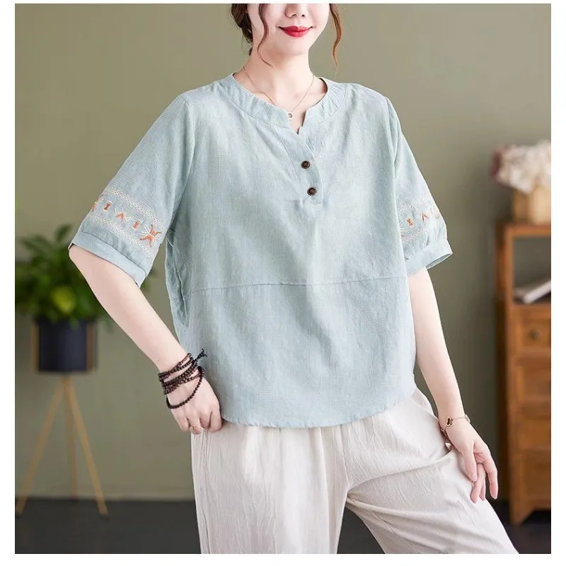 

Женская льняная хлопковая блузка с вышивкой и коротким рукавом – повседневная свободная блузка с V-образным вырезом для лета, подарок на День матери