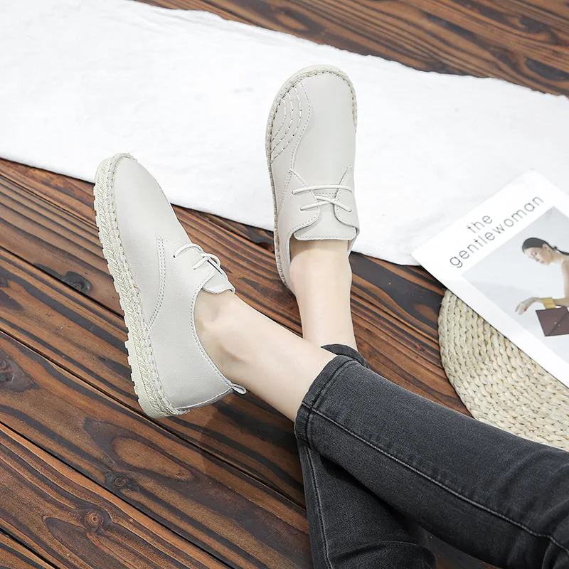 2023 New High Quality Shallow Mouth Fashion Flat Sole Shoes for Women Retro Woven Sewing PU Casual Women Shoes Zapatos De Mujer