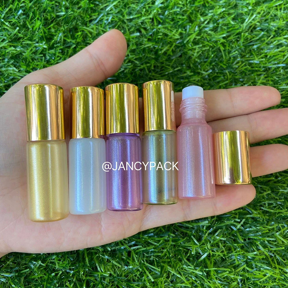 3 مللي 5 مللي الزجاج زجاجات دوارة للزيت العطري زجاجات دوارة للزيت العطري مع كرات زجاجية العطور بلسم الشفاه لفة على الزجاجات