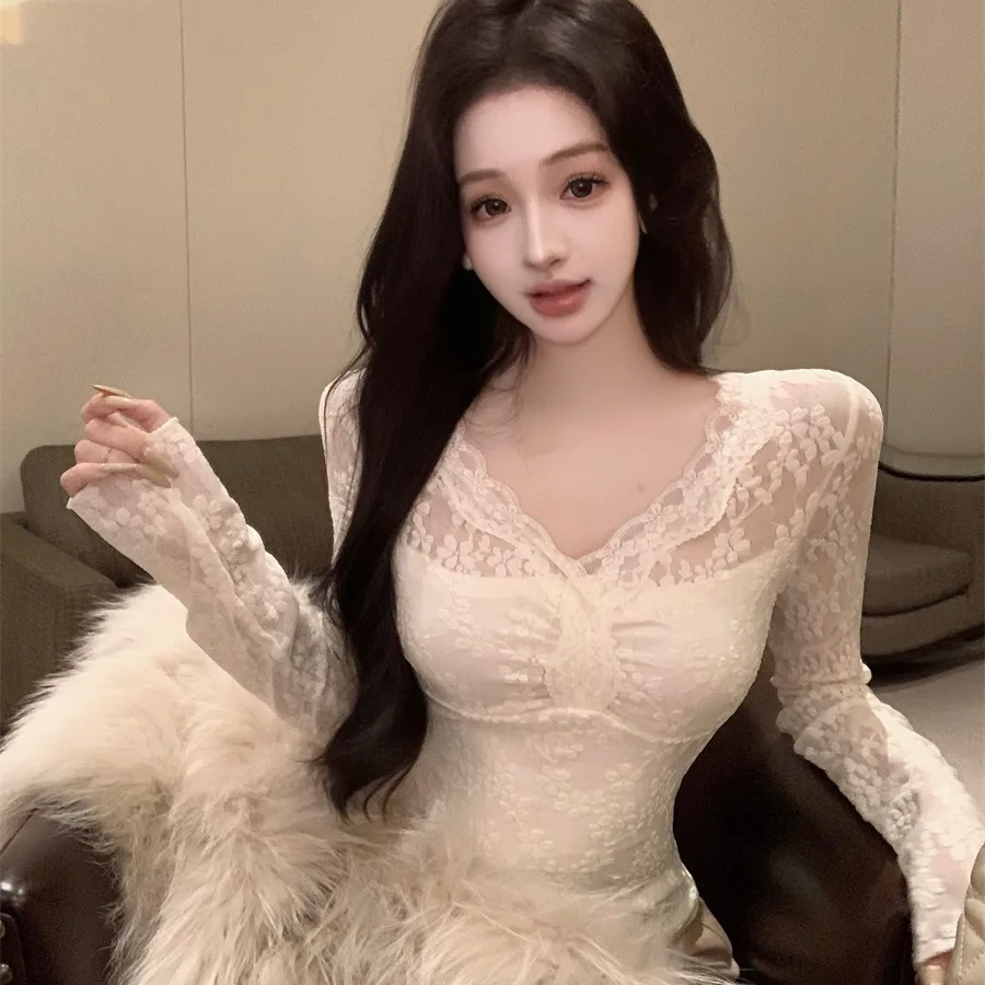 Koronkowa bluzka z dekoltem w serek, wyszczuplająca, osobowość, bielizna, czysta pożądanie, jesień-zima, nowość, ort Sve, damska F...