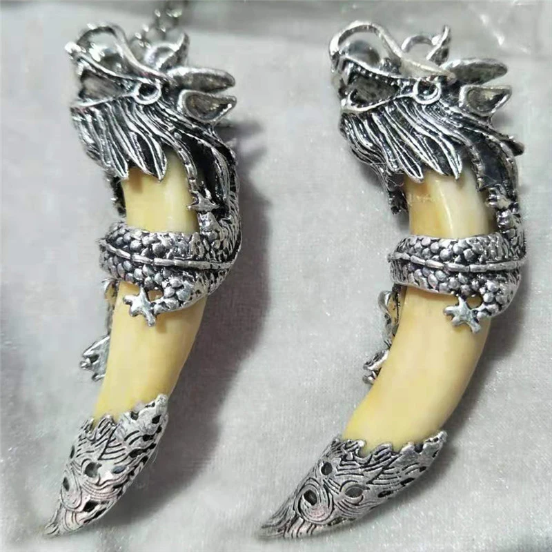 S925 Tibetan Silver Wolf Necklace, Warwolf Style Double Fang, Dog Tooth Accessories Wholesale, supports dropshipping pendan