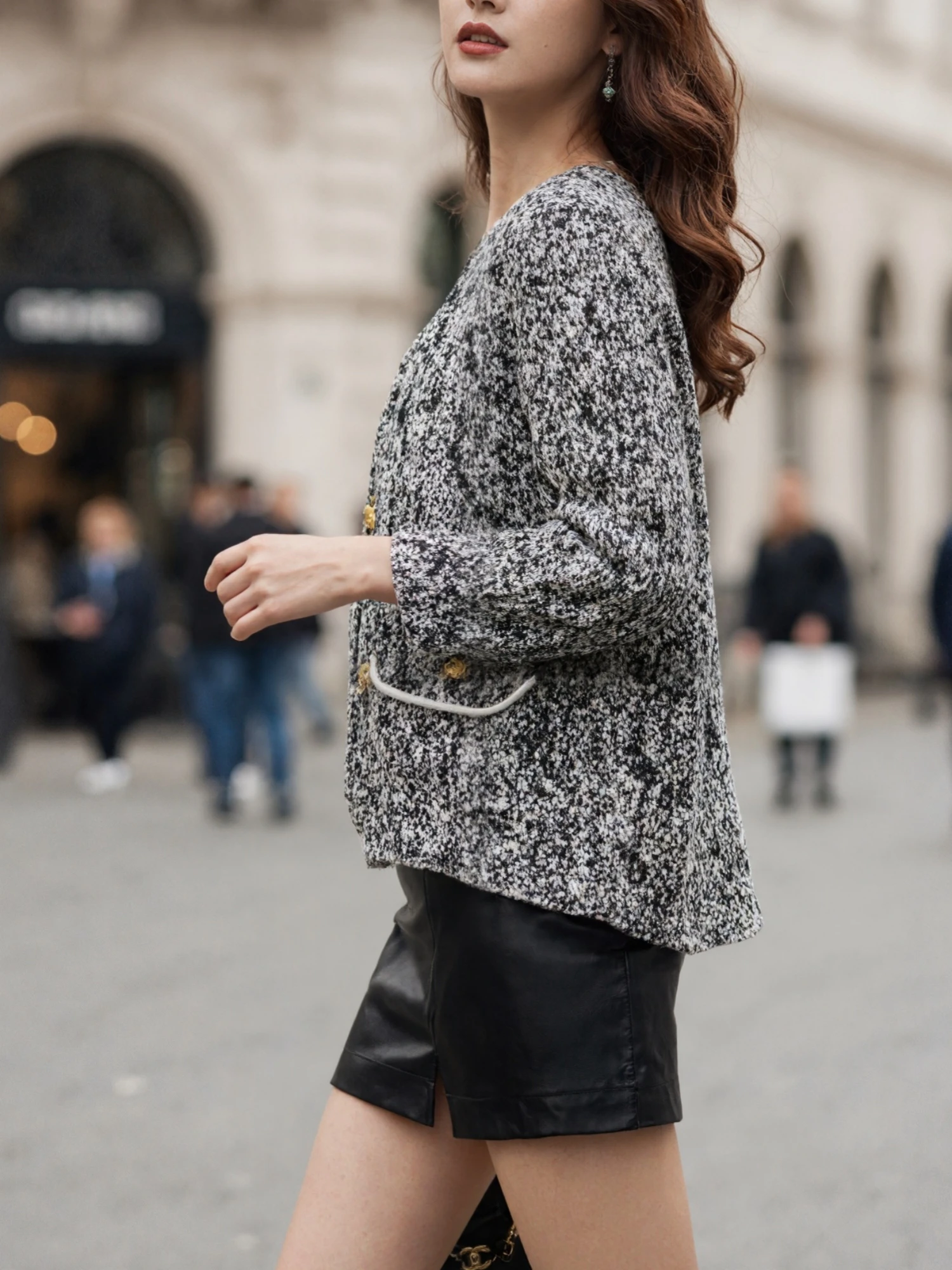 여성용 샤넬 스타일 플로럴 얀 골드 스레드 골드 버클 니트 가디건, 라운드 넥 더블 포켓 숏 스웨터 재킷, 봄 가을 데일리 출퇴근/성숙한 스타일 의상