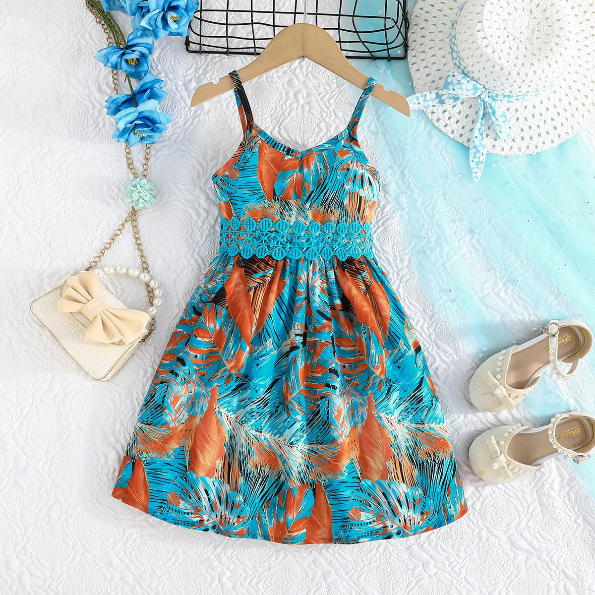 

2024 Summer New Arrival Girls Sleeveless V Neck Sashes Print Blue Infantil Menina Cute Party Dress Custume 4-7T