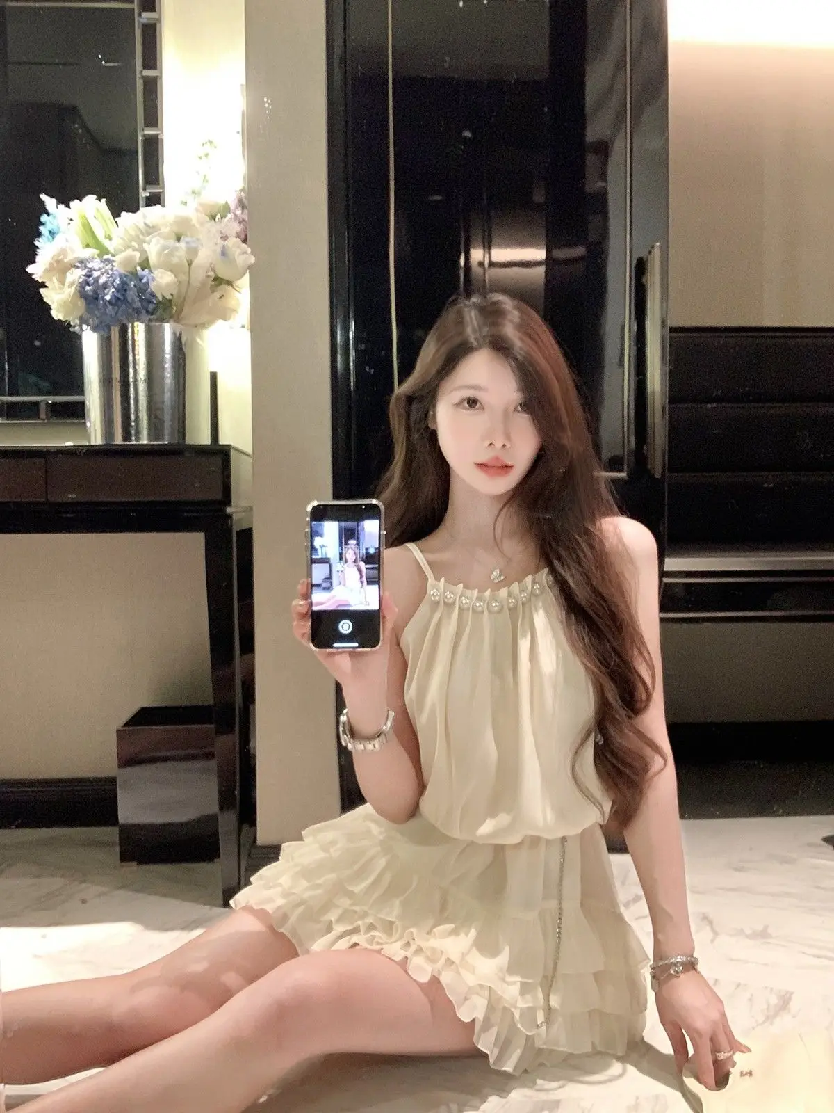 2025 Nieuwe Zomer Sexy Slanke Parel Jurk Damesmode Elegante Mouwloze Mini Jurk voor Vrouwen Vrouwelijke Kantoor Dame Hoge kwaliteit