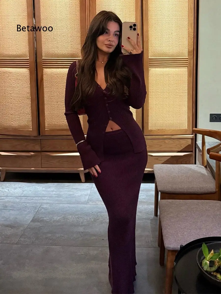 Conjunto de dos piezas para mujer, ideal para la primavera y el verano: un cárdigan de punto con cuello en V y falda midi de cintura alta, perfecto para un look elegante y para el día a día.