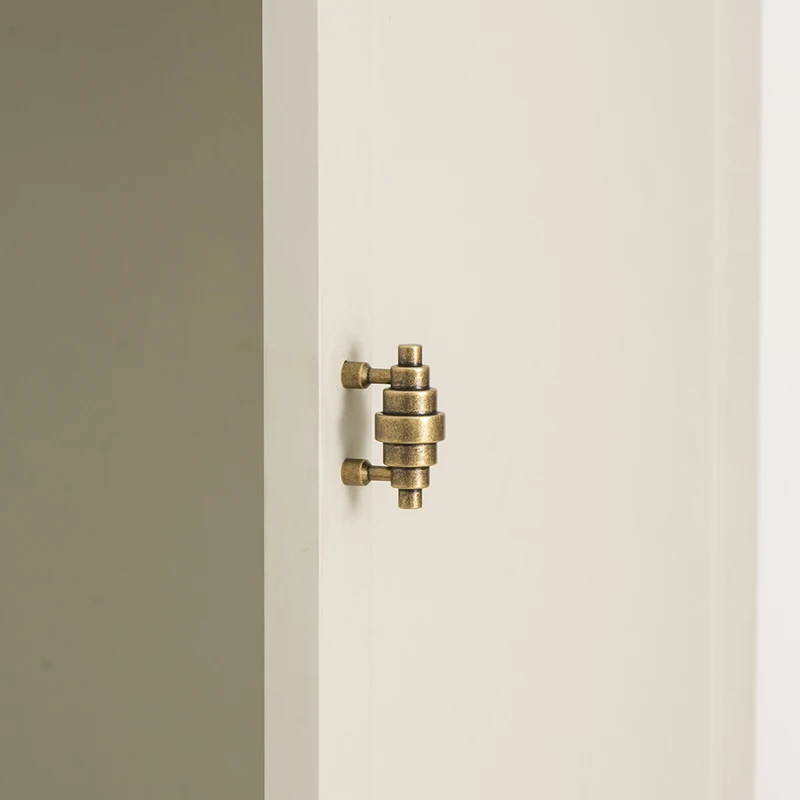 Croissant Brass Door Handle Viatage Kitchen accessories Furniture Handles for Wardrobe Cabinets and Drawers Knobs