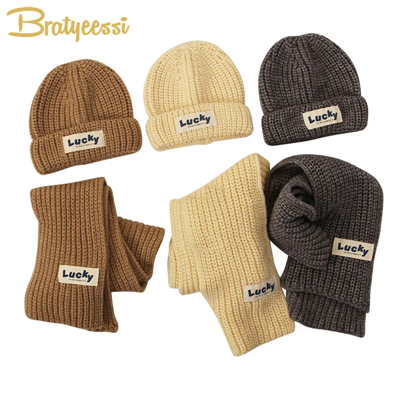

Корейский детский зимний комплект из шапки и шарфа, вязаная детская шапочка с буквенным принтом, обогреватель для шеи, 2 шт., детские шапки для девочек и мальчиков, аксессуары