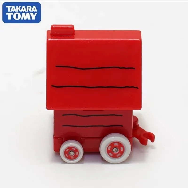 TAKARA TOMY Tomica R01 Snoopy Ruchomy Samochodzik Zabawka 887270 Mały prezent dla dzieci