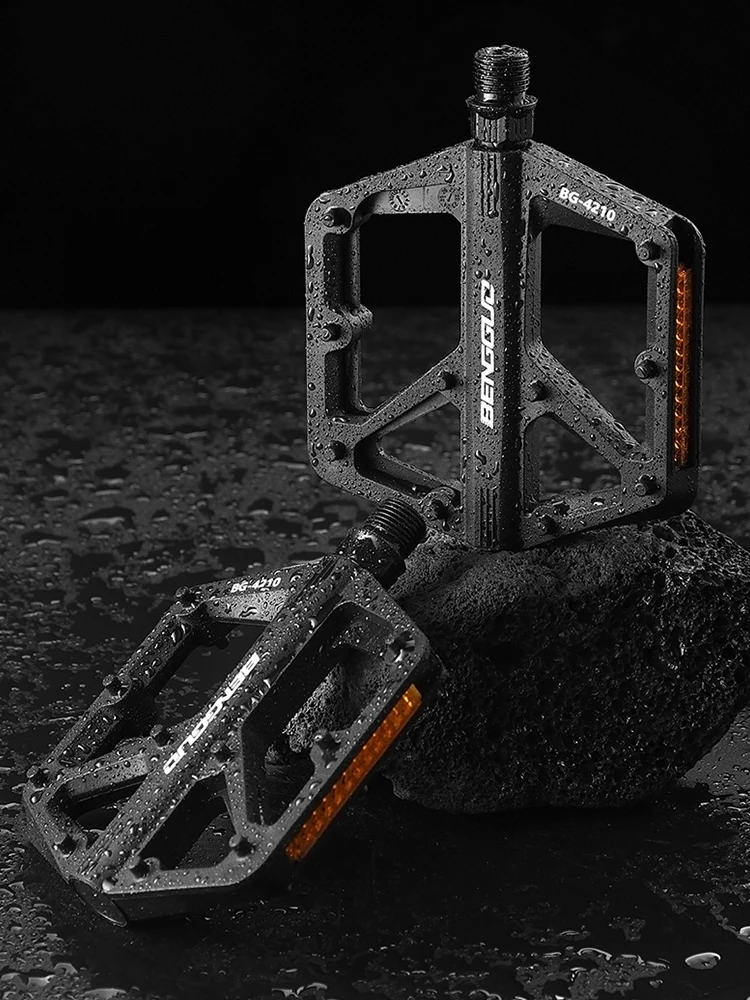 AliExpress NONE Double DU Bearing Nylon Bicycle Pedals with Reflector Ultralight Bike Pedals Waterproof Bicycle Platform Pedals for Night Riding