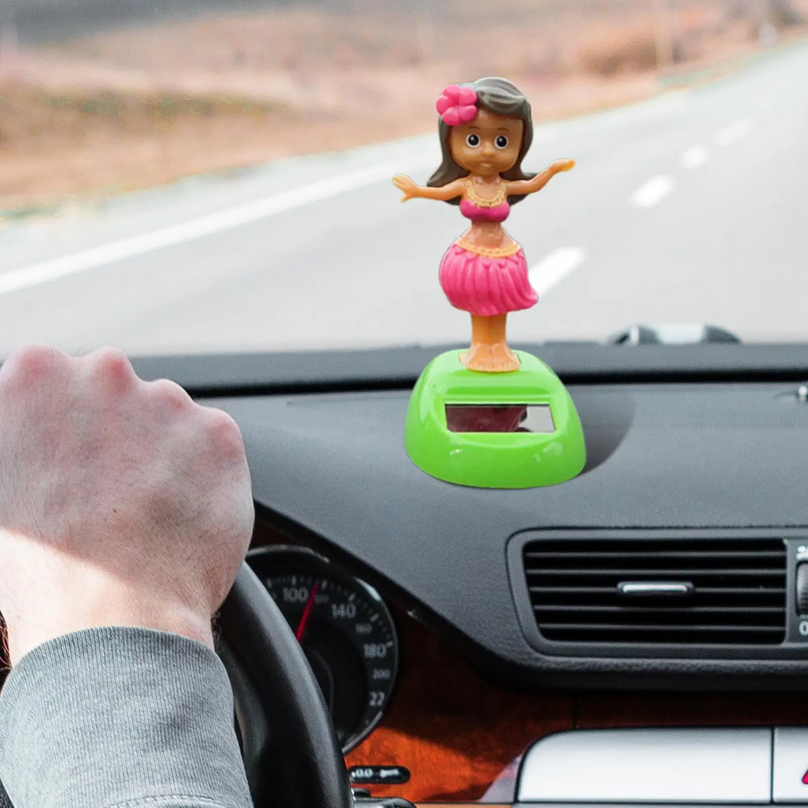 Car Dashboard Decorations Solar Swinging Hawaii Girl Car Figurines Waterproof Funny Shaking Figures Weather-Resistant Table