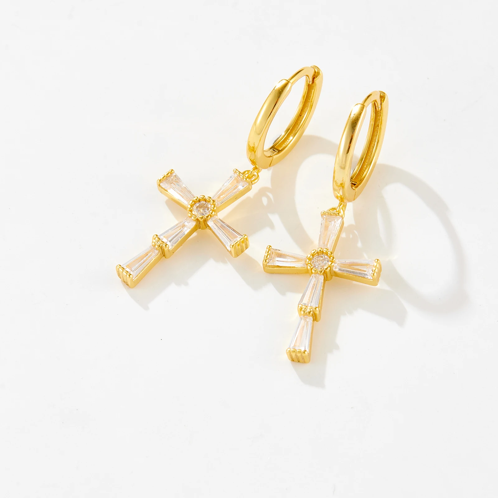 ANDYWEN 925 Sterling Silver Gold CZ Zircon Cross Drop Earring 2026 Luxury Crystal Trapezoidal Ashlar Clips Pendiente Gift 2