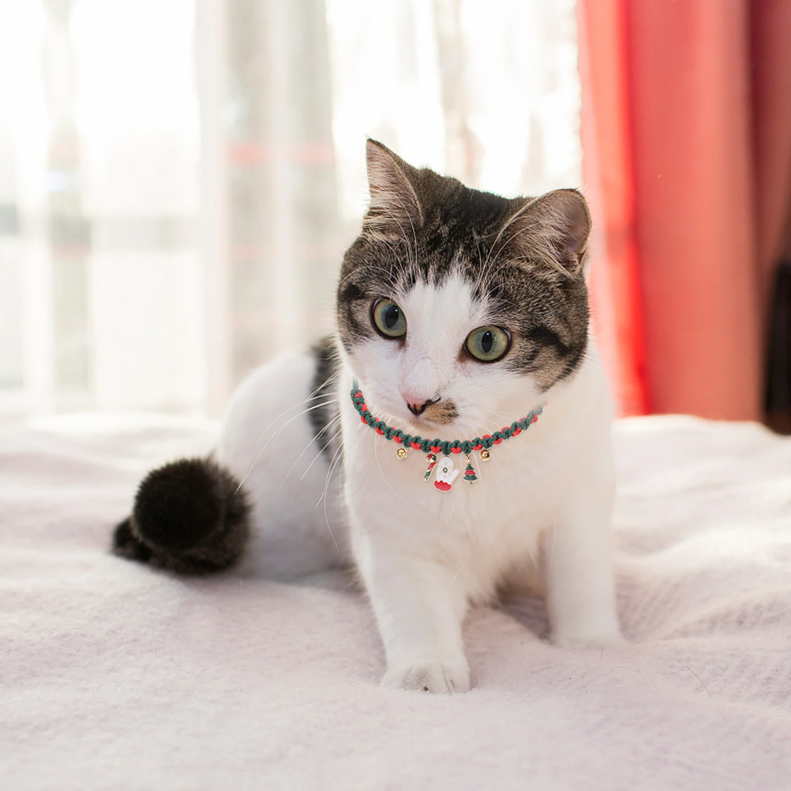 

Red Green Woven Braided Christmas Cat Collar Adjustable Bell Kitten Neck Accessory Xmas Holiday Pet Supplies Christmas Bracelets