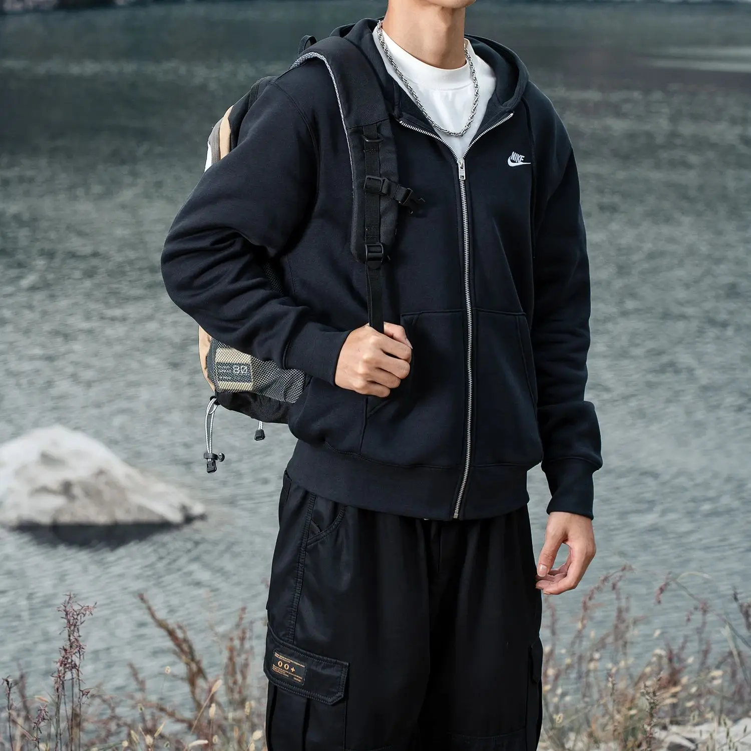 

Nike Men's Knitted Jacket Club Bb Fz Hoodie Warm Fleece-Lined Jacket Autumn and Winter Hoodie Open-Front Sweatshirt Fn3862-010