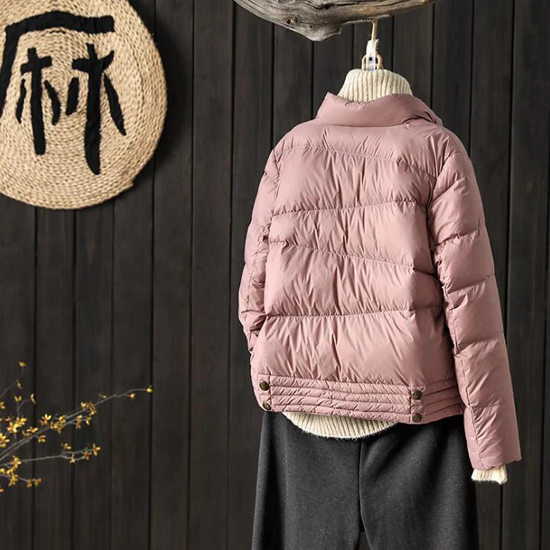 الربيع بطة أسفل معطف المرأة خفيفة للغاية رقيقة قصيرة سترة منتفخة الشتاء ضئيلة جيب سترات