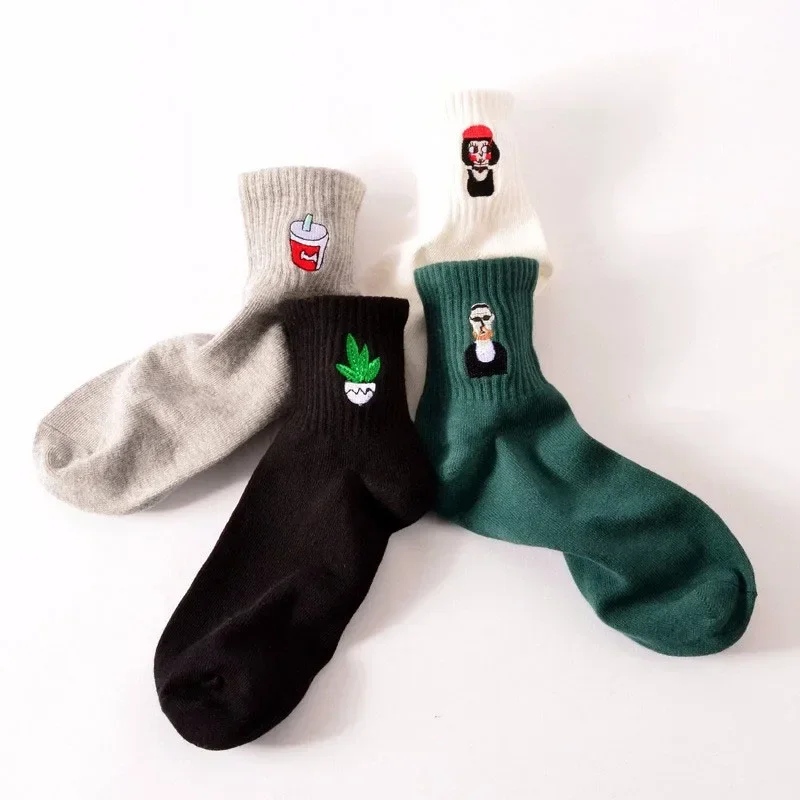 5 Pairs / Lot Harajuku Cute Cartoon Embroidery Socks Killer Cupid Moustache Milk Cola Clover Love Heart Rose Tongue