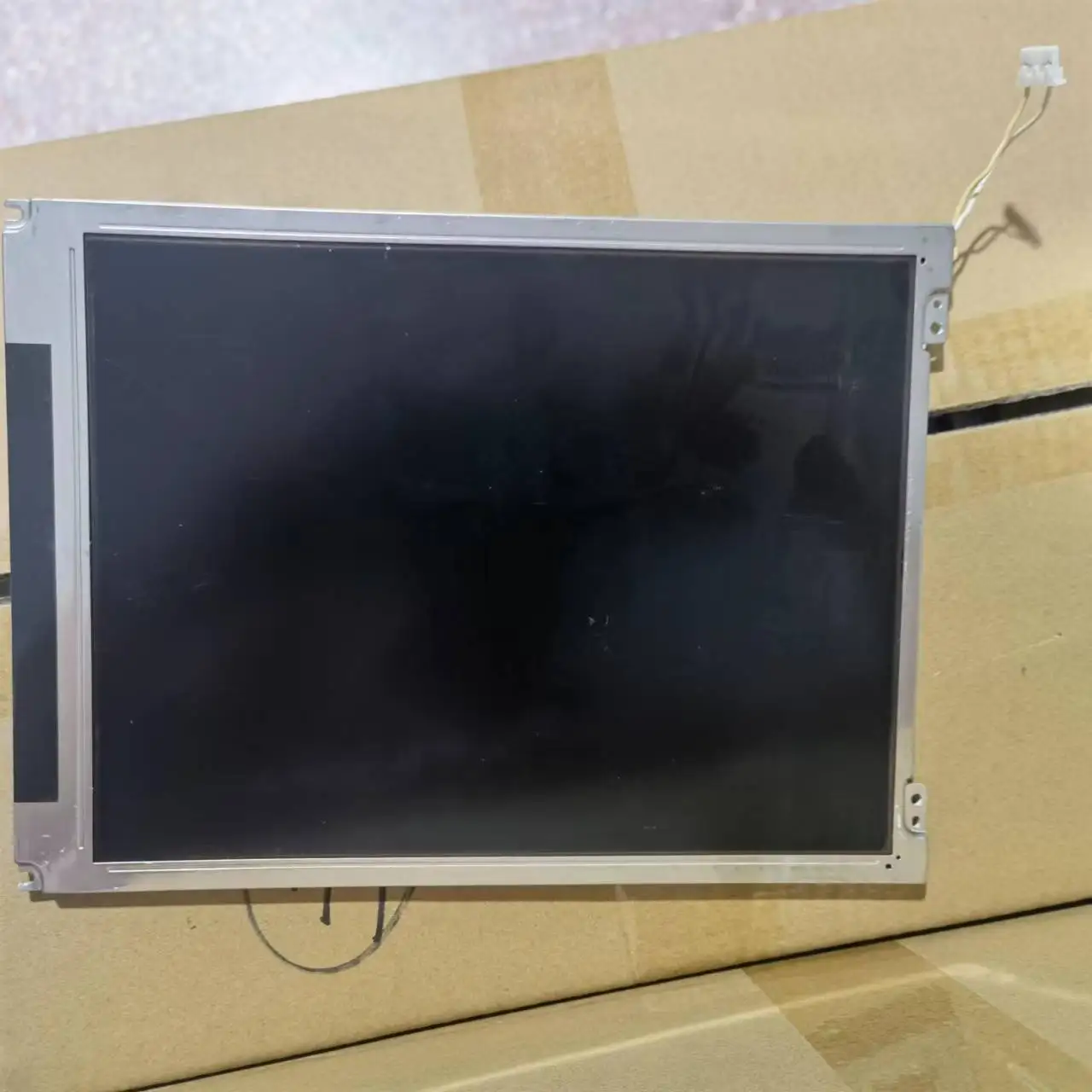 

LM100SS1T522 LCD Screen Display Panel