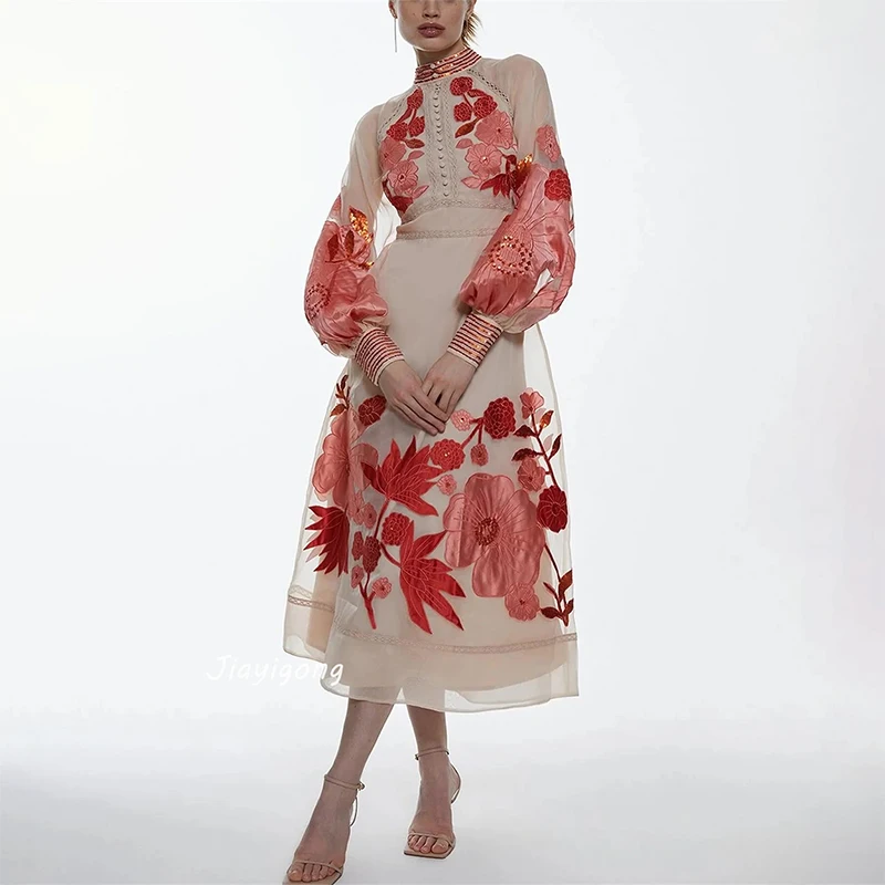 Exquisite High Neck Formal Evening Dresses Applique Button Beaded Prom Dresses Customized robes de soirée