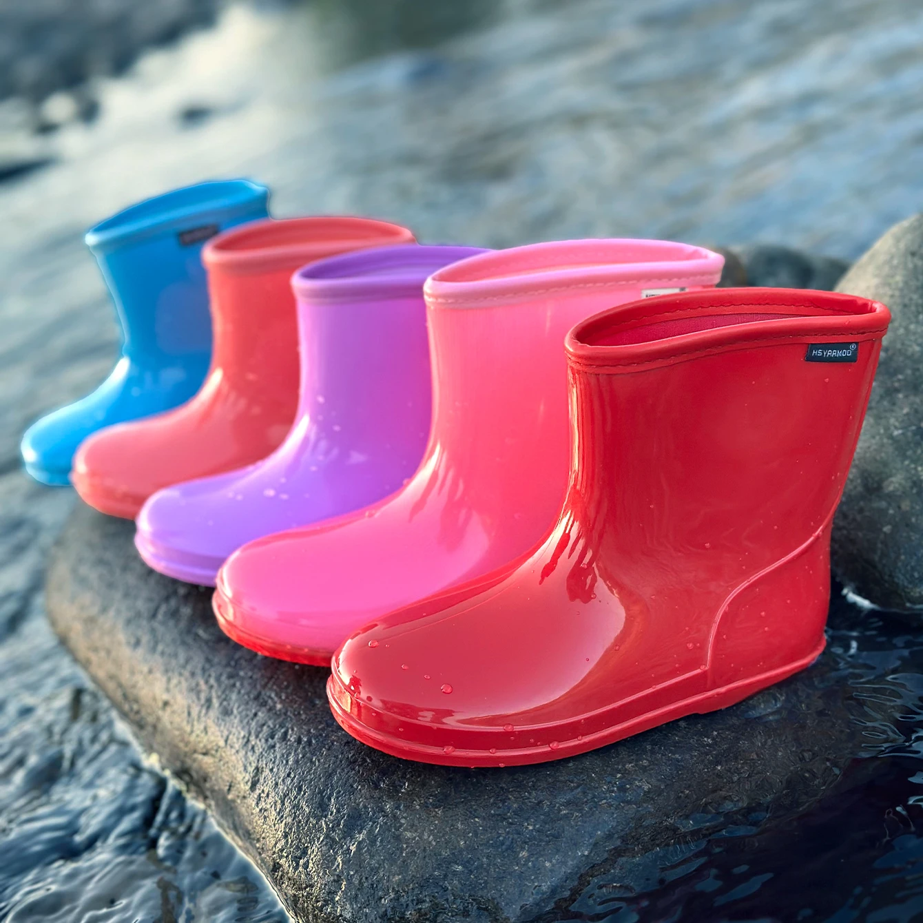 Baby Cute Outdoor Rain Shoes, Waterproof and Non-Slip, Soft Sole and Comfortable, Can Play Freely On The Lawn